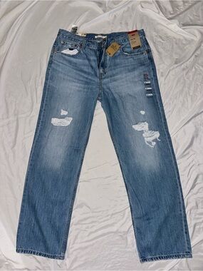 Levi's women’s Light Blue Distressed Straight-Leg Jeans